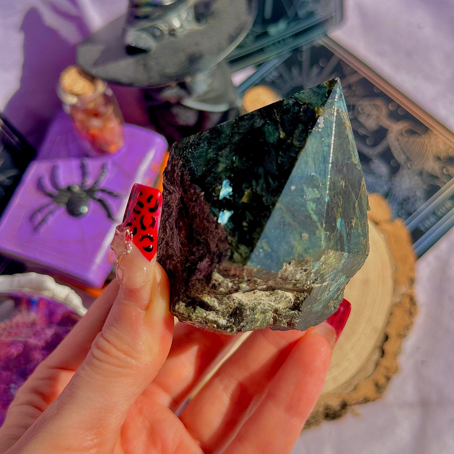 larvikite top polished point