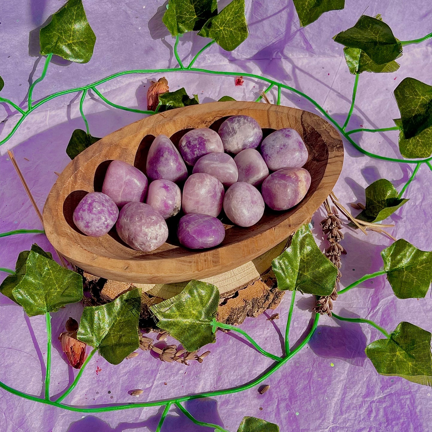 lepidolite tumble