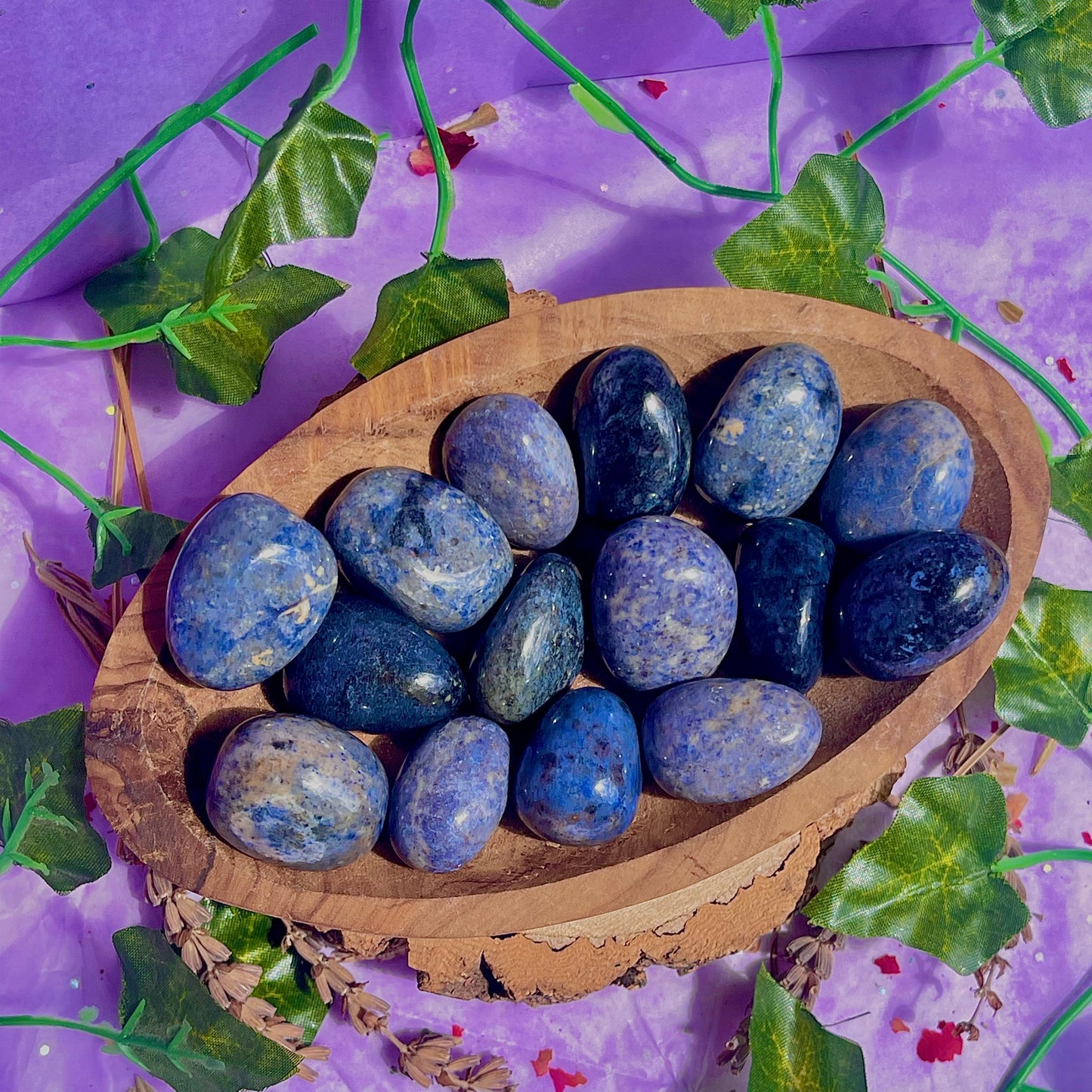dumortierite tumbles