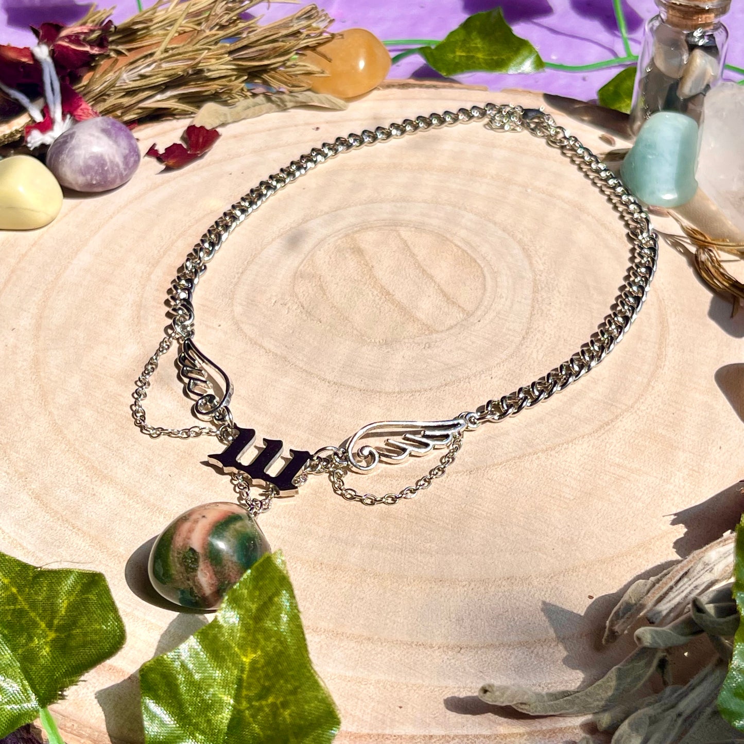 alignment necklace