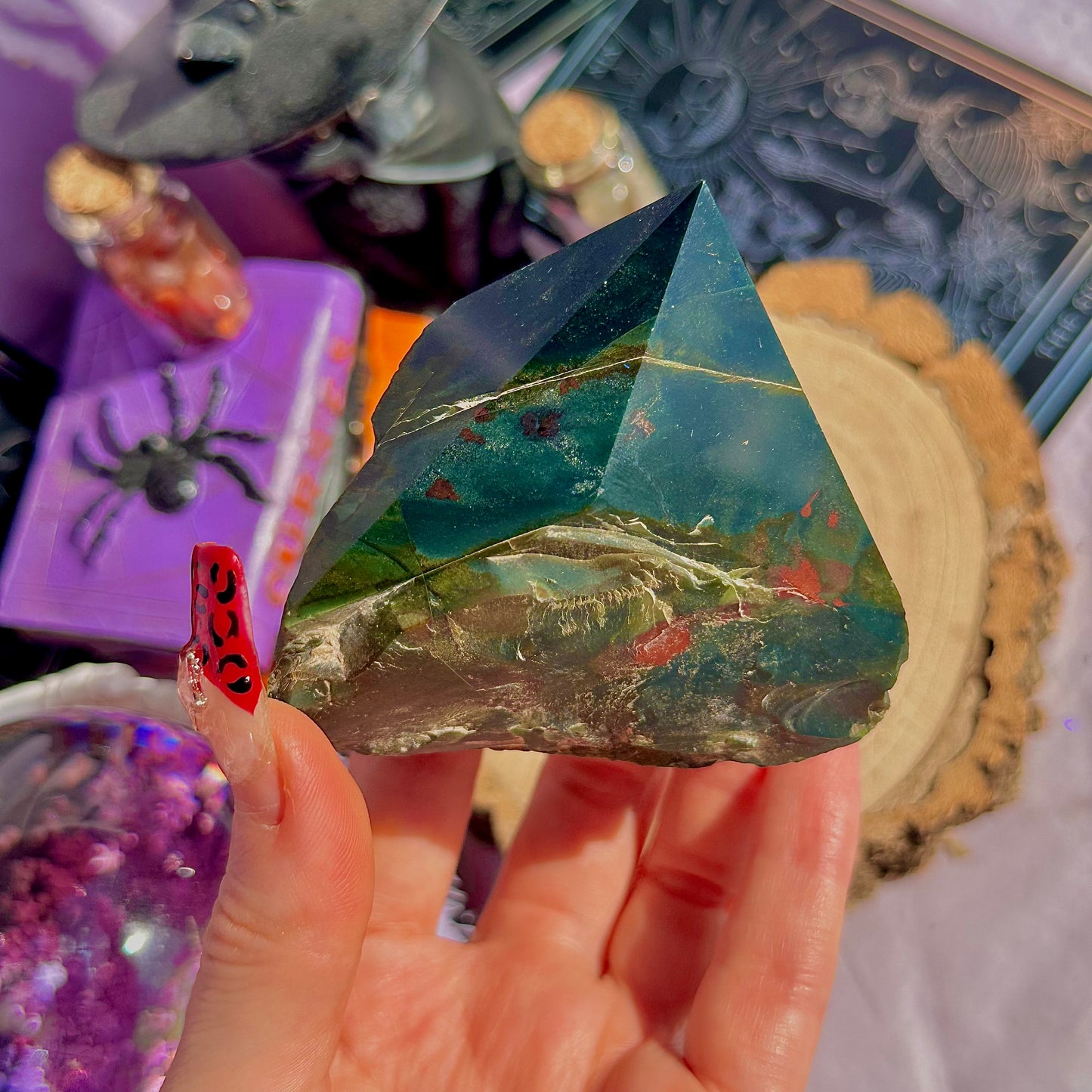 bloodstone top polished point