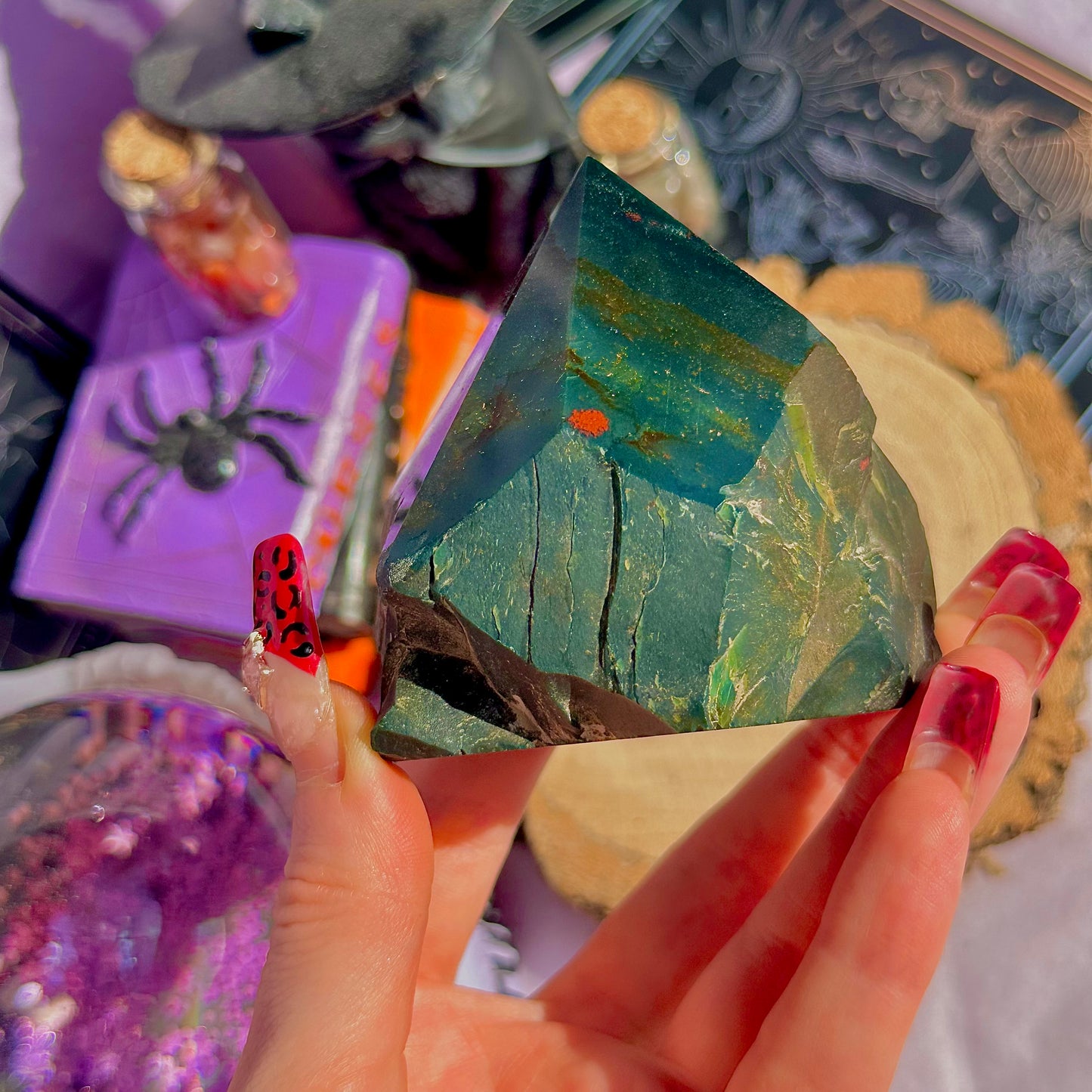 bloodstone top polished point
