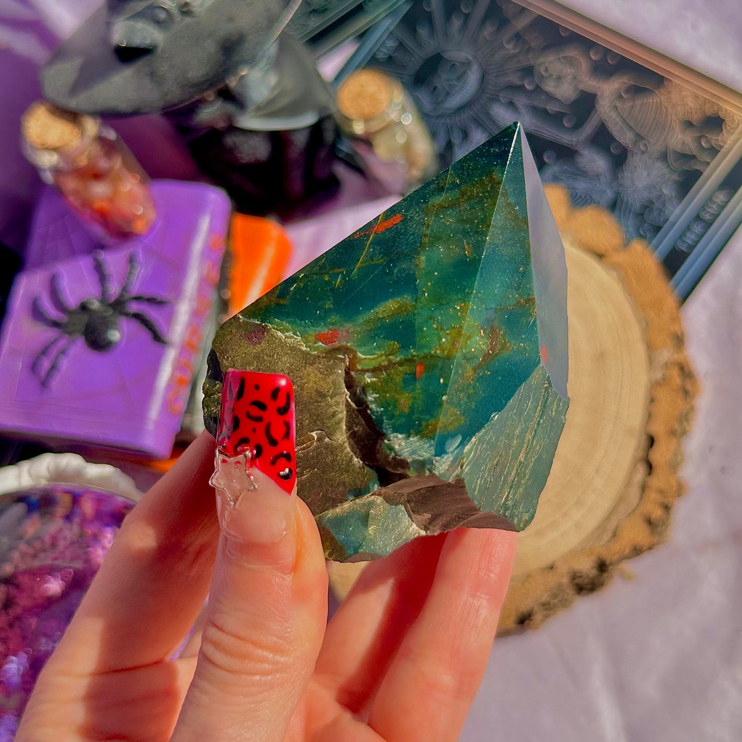 bloodstone top polished point