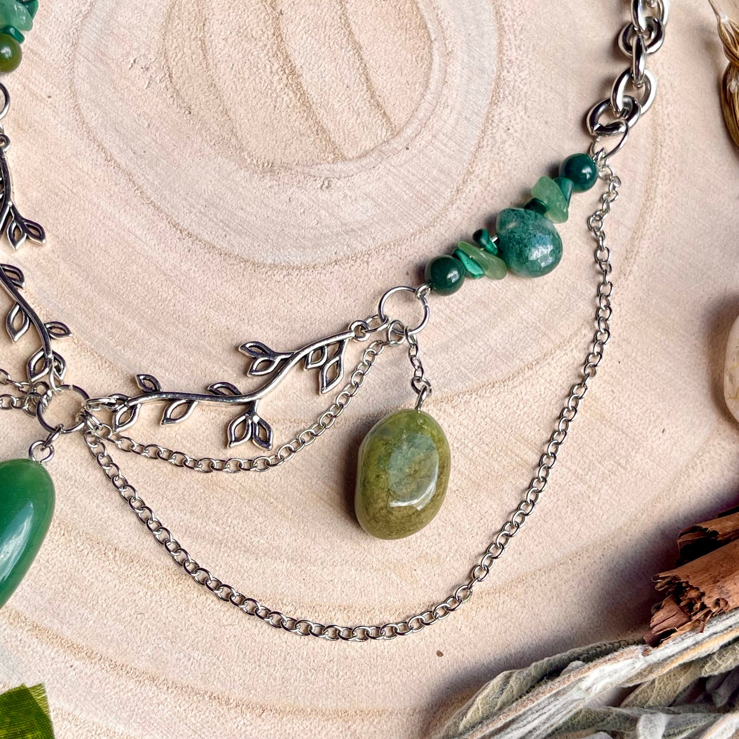 magick vines necklace