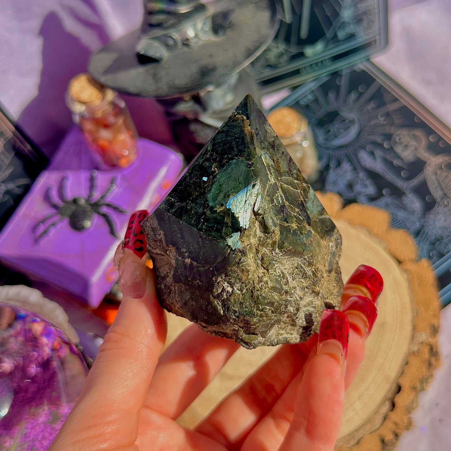larvikite top polished point