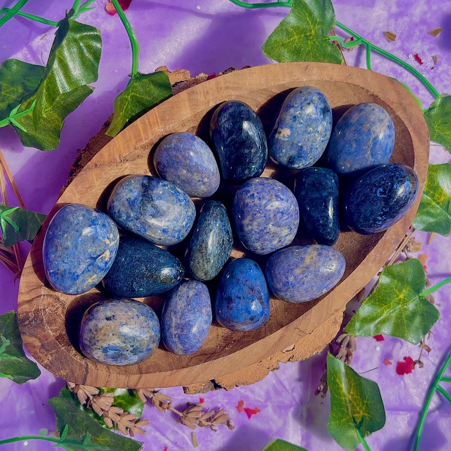 dumortierite tumbles
