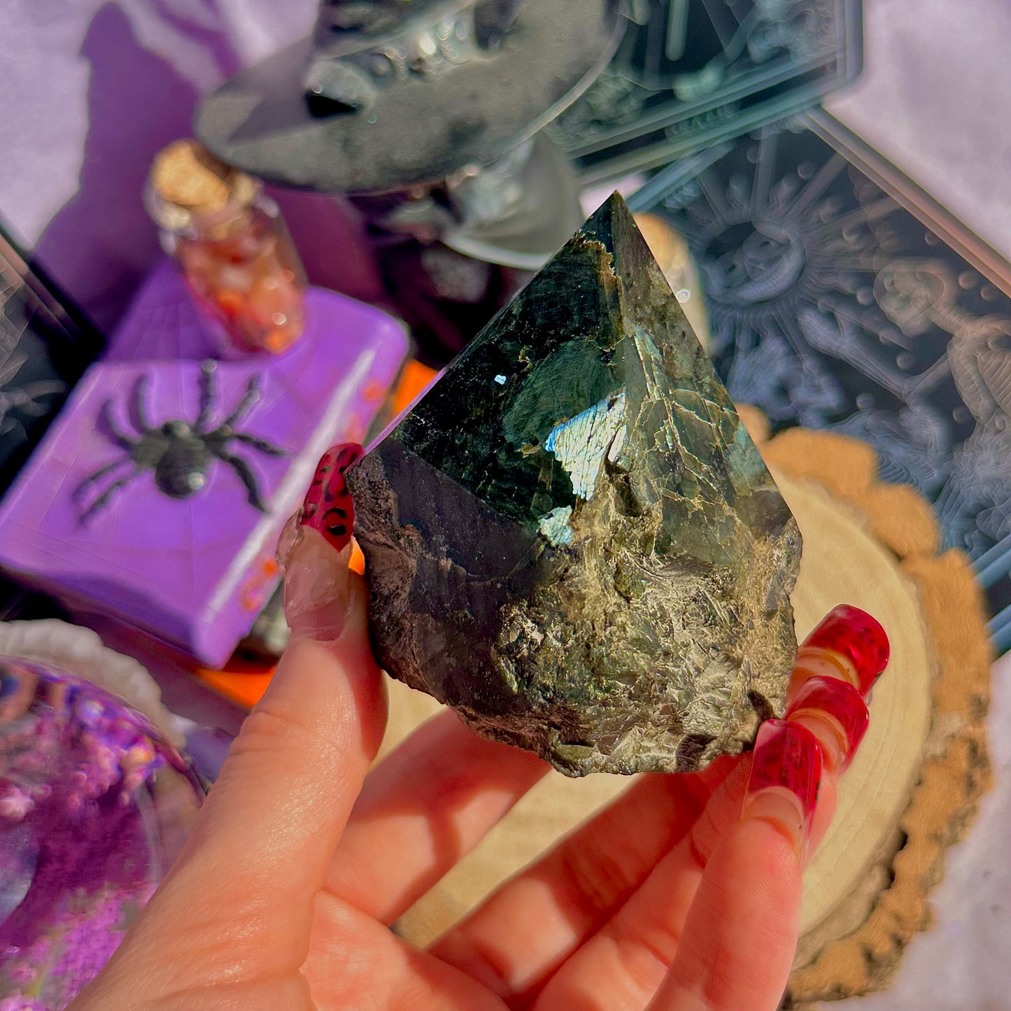 larvikite top polished point