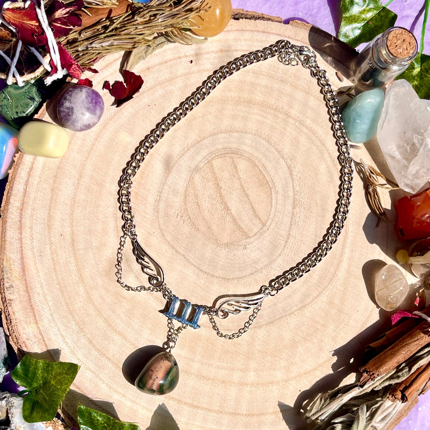 alignment necklace