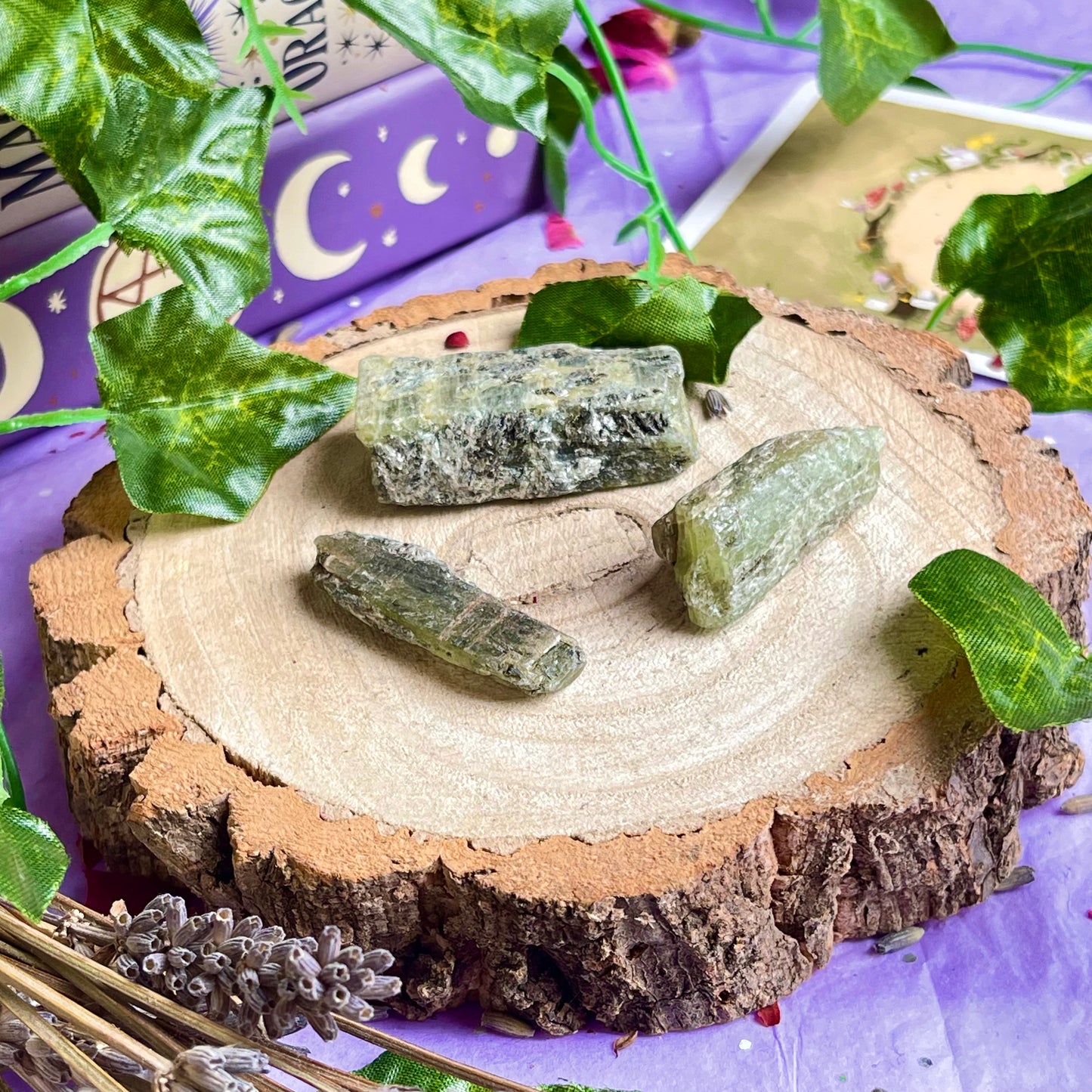 raw/rough green kyanite blades
