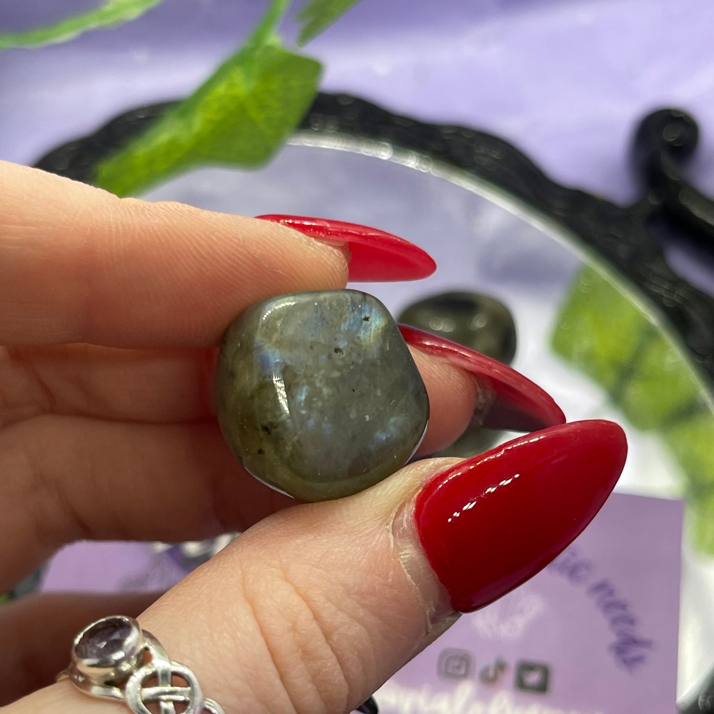 labradorite tumble mini