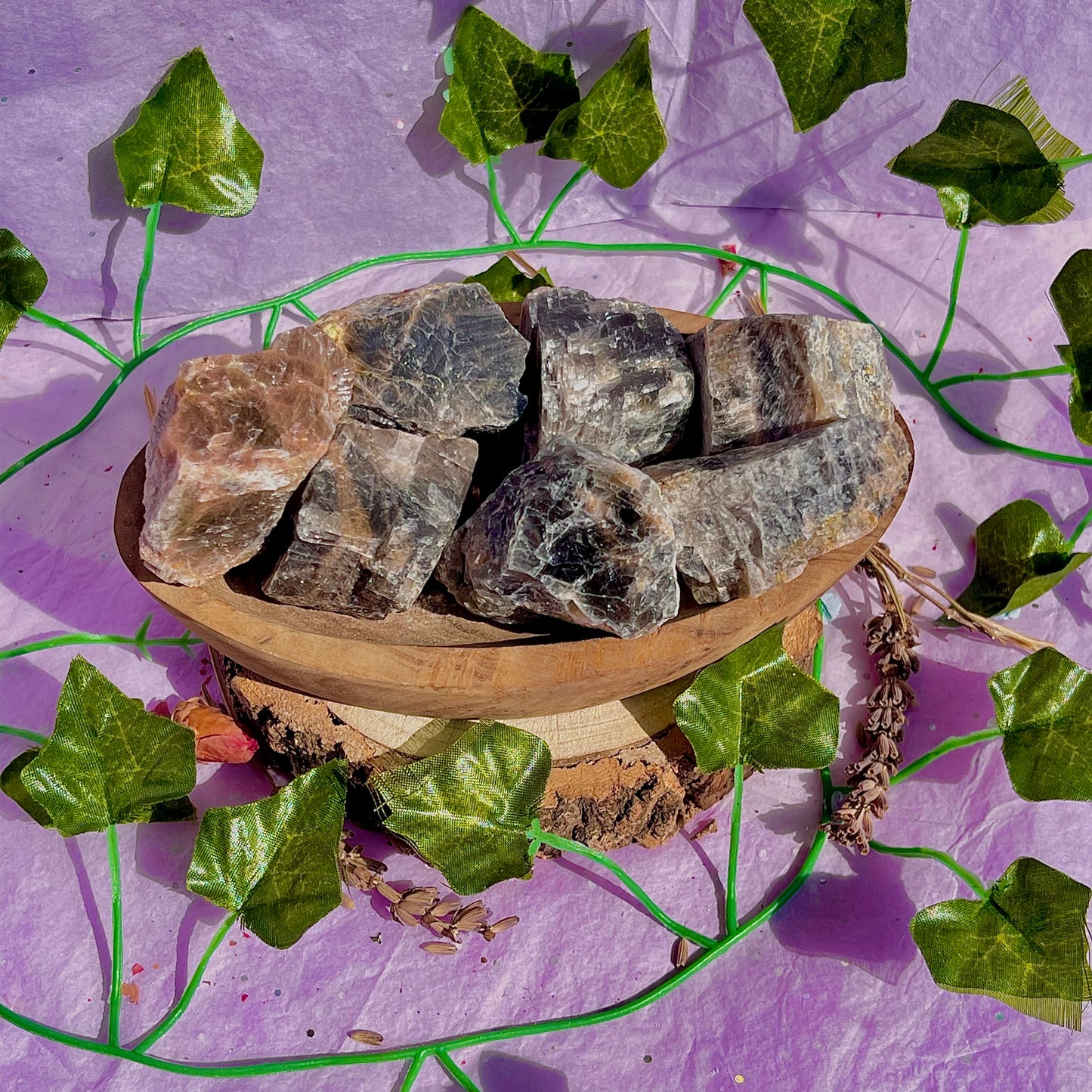 raw/rough black moonstone pieces