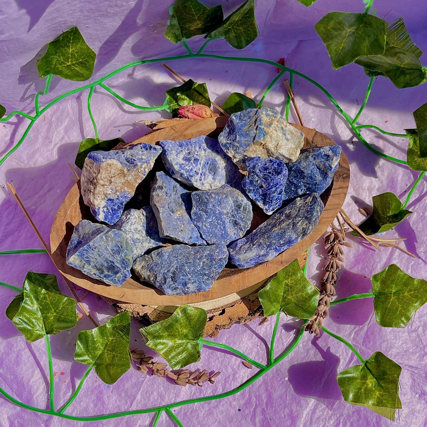raw/rough sodalite