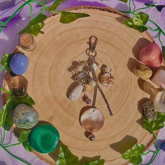 shell bag charm / key ring