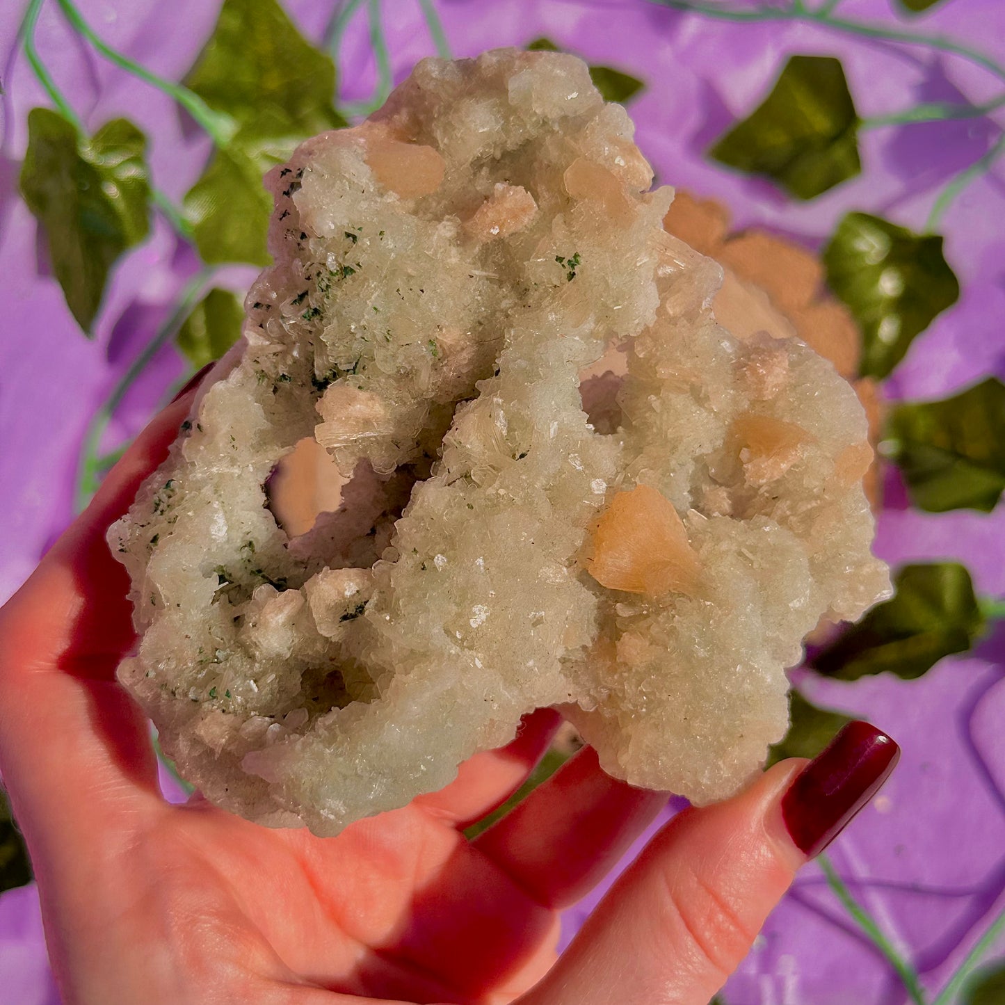 apophyllite verte avec stilbite pêche