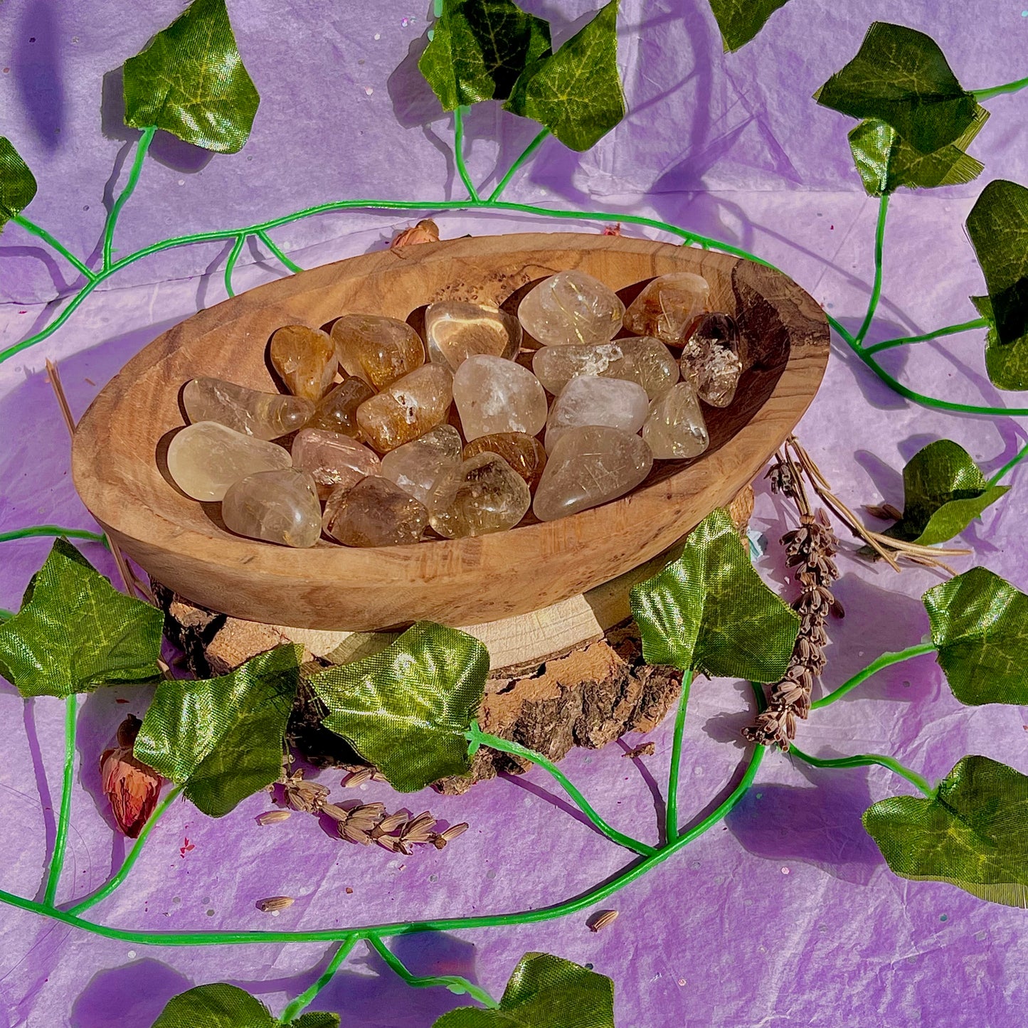 gold rutilated quartz tumbles