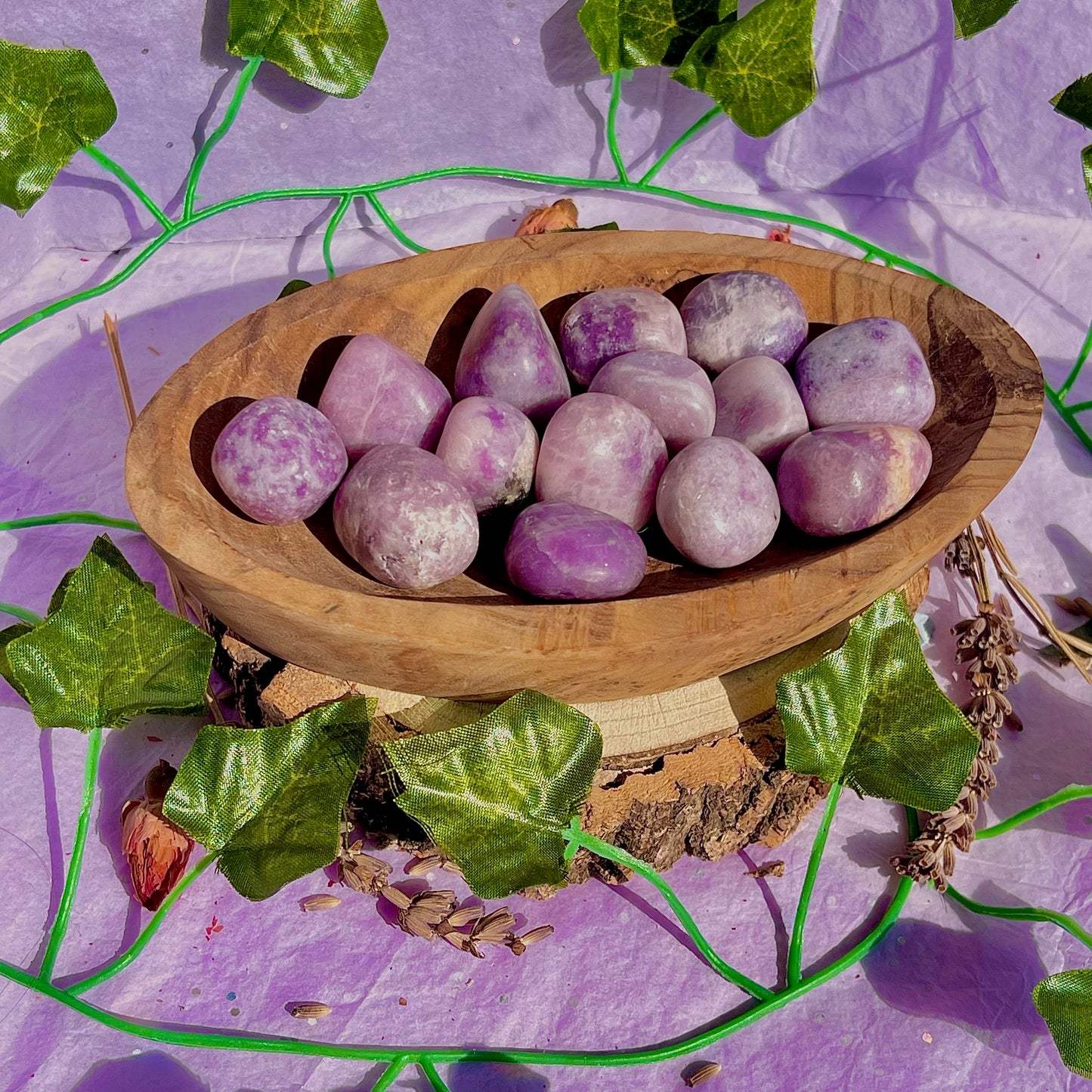 lepidolite tumble