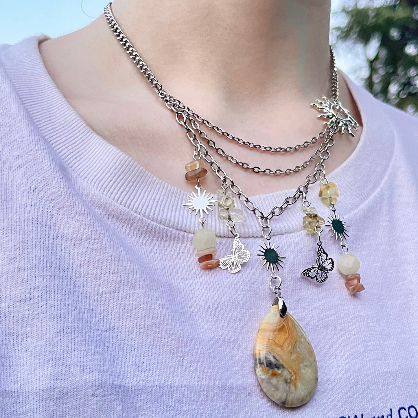 shining rays necklace