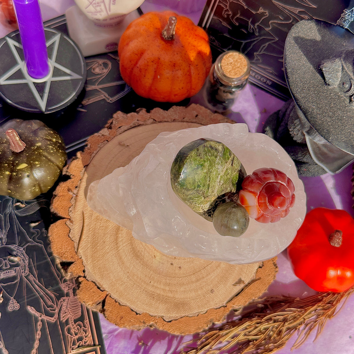 quartz skull bowl carving