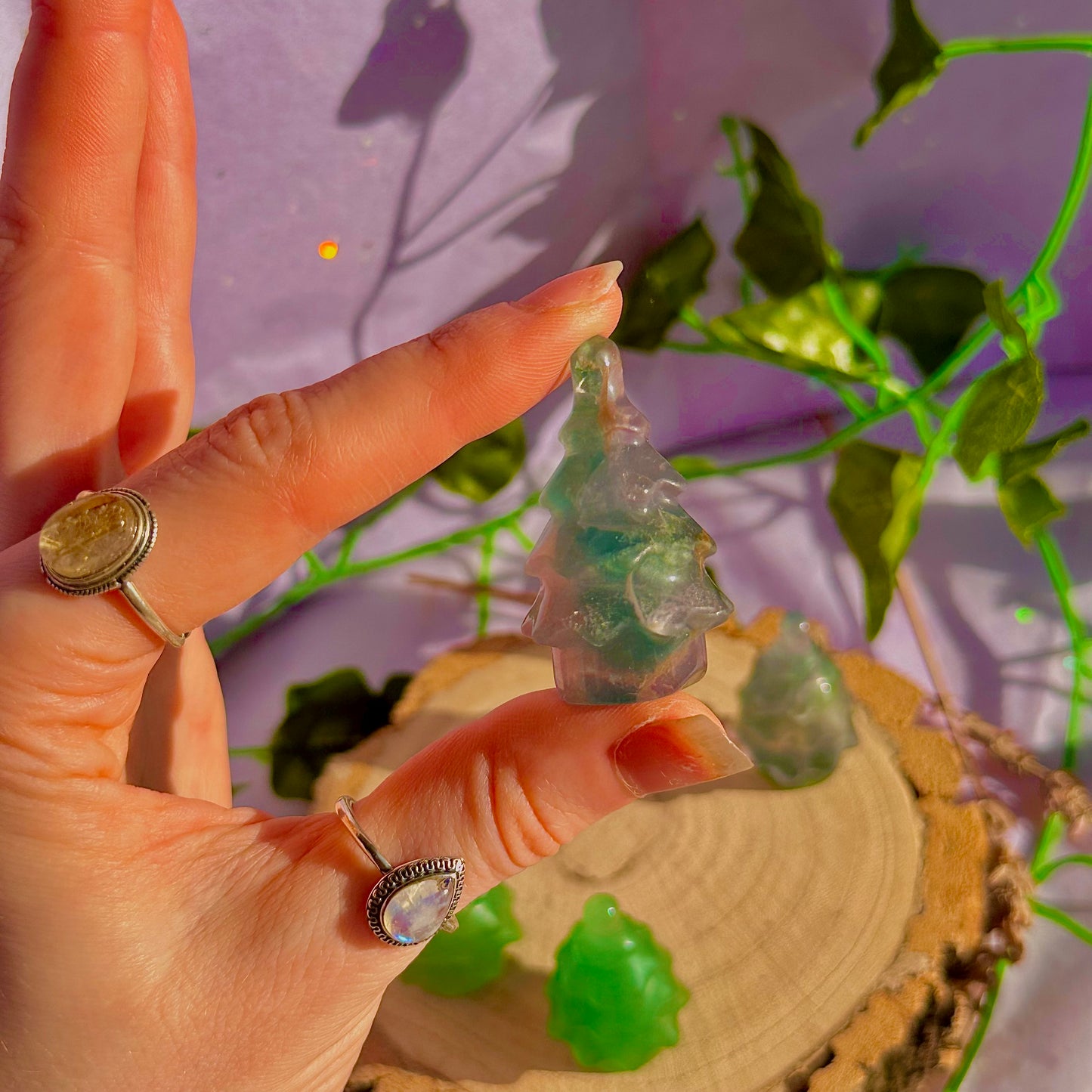 Sculptures de sapins de Noël, aventurine verte et fluorite arc-en-ciel ~ choisissez la vôtre