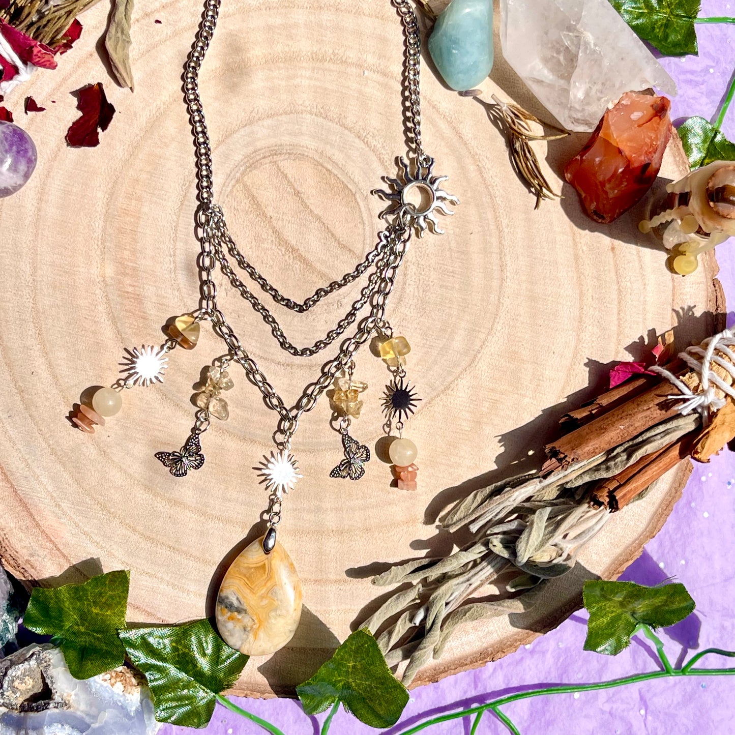 shining rays necklace