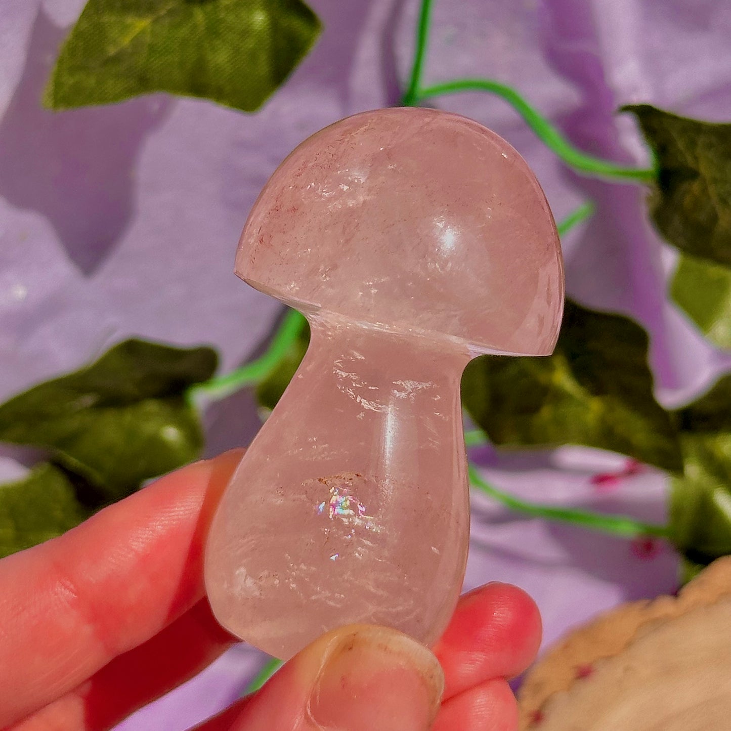 hematoid quartz mushroom carving