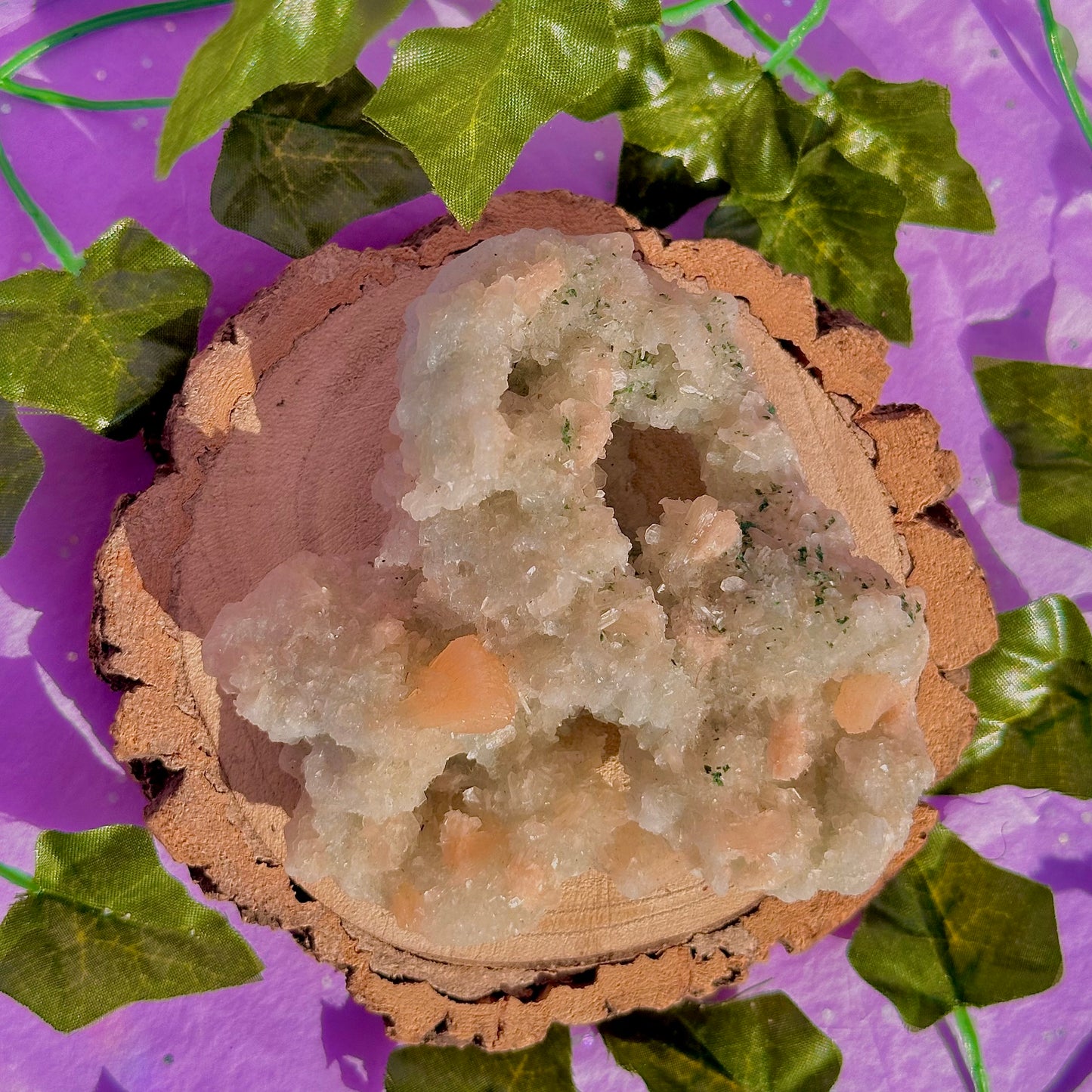 apophyllite verte avec stilbite pêche