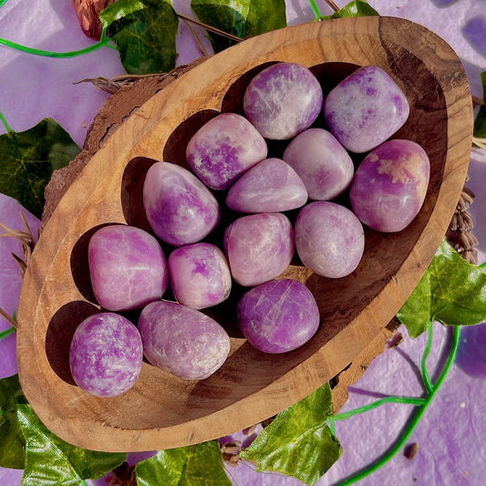 lepidolite tumble