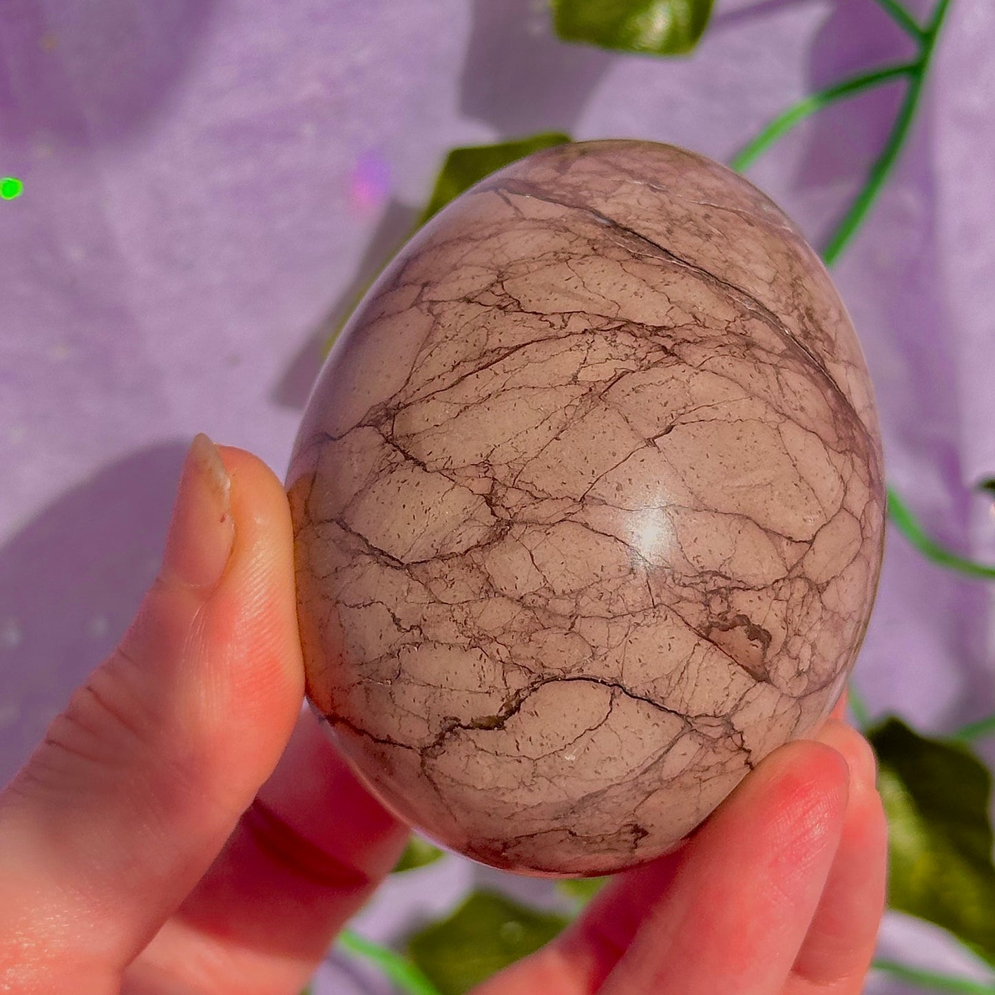 spiderweb jasper egg carving