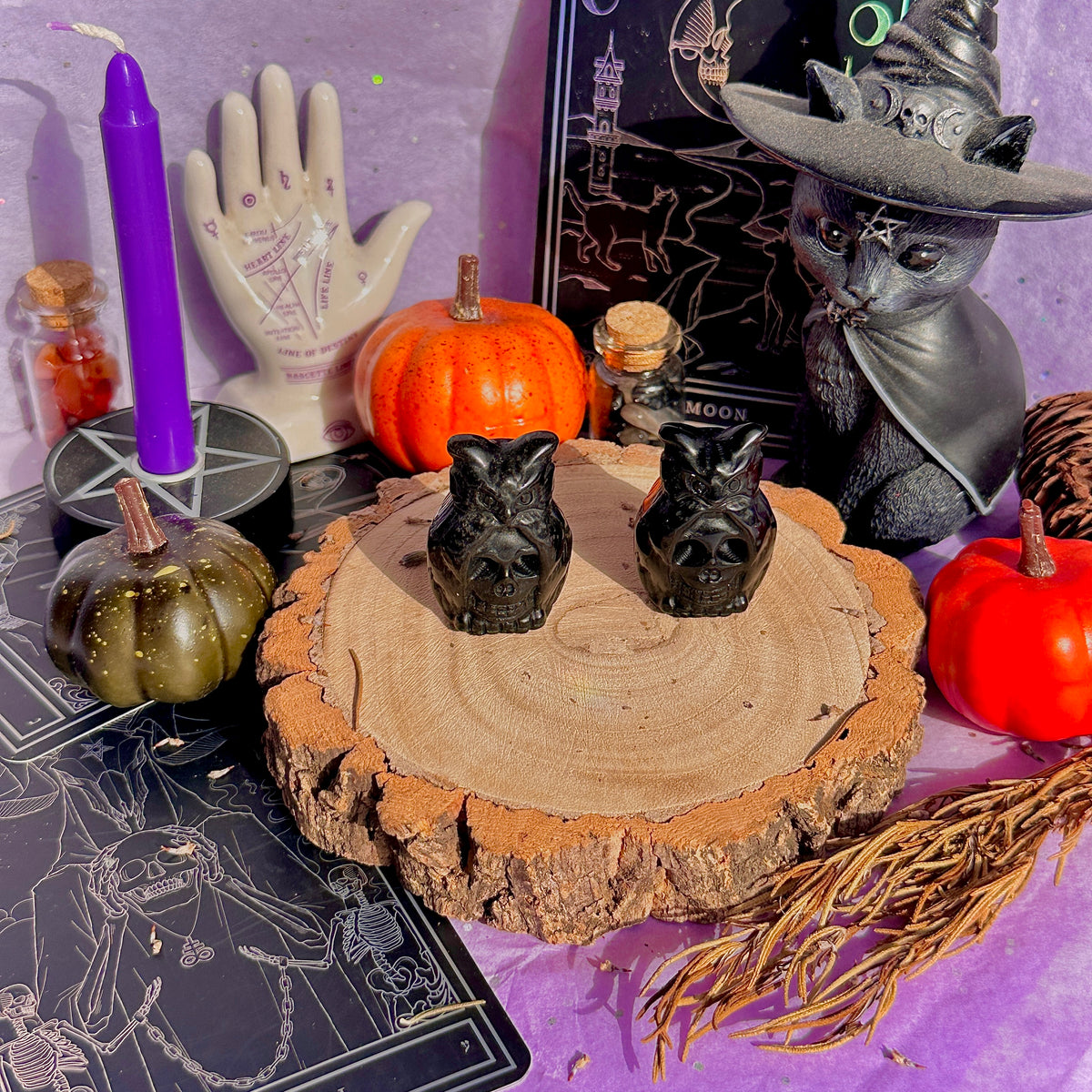 obsidian skull owl carving