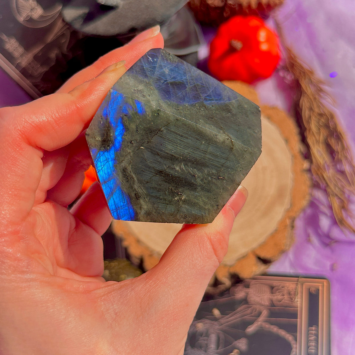 labradorite freeform medium