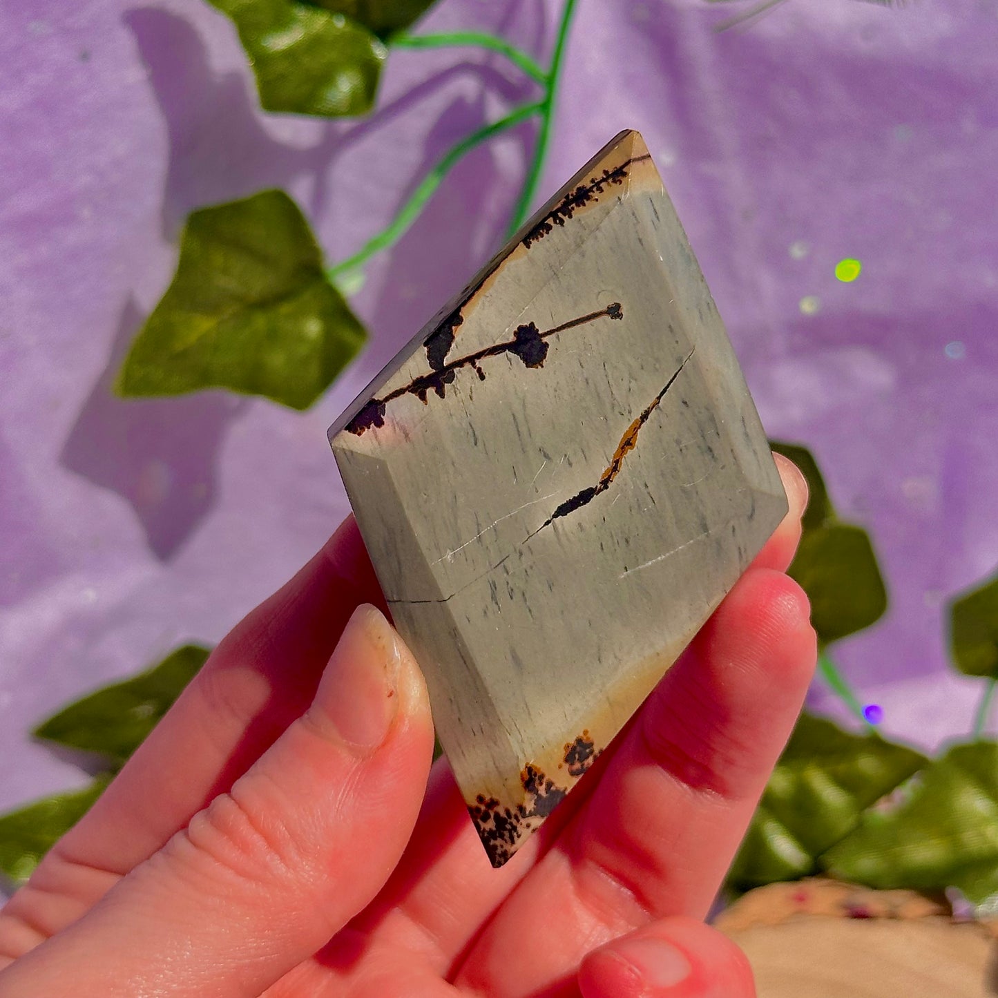 picture jasper diamond caving with stand