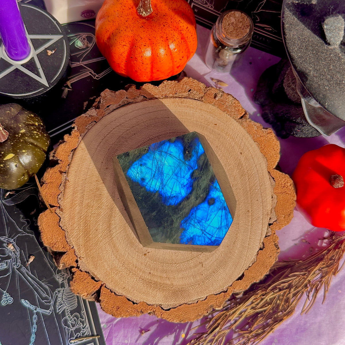 labradorite freeform medium