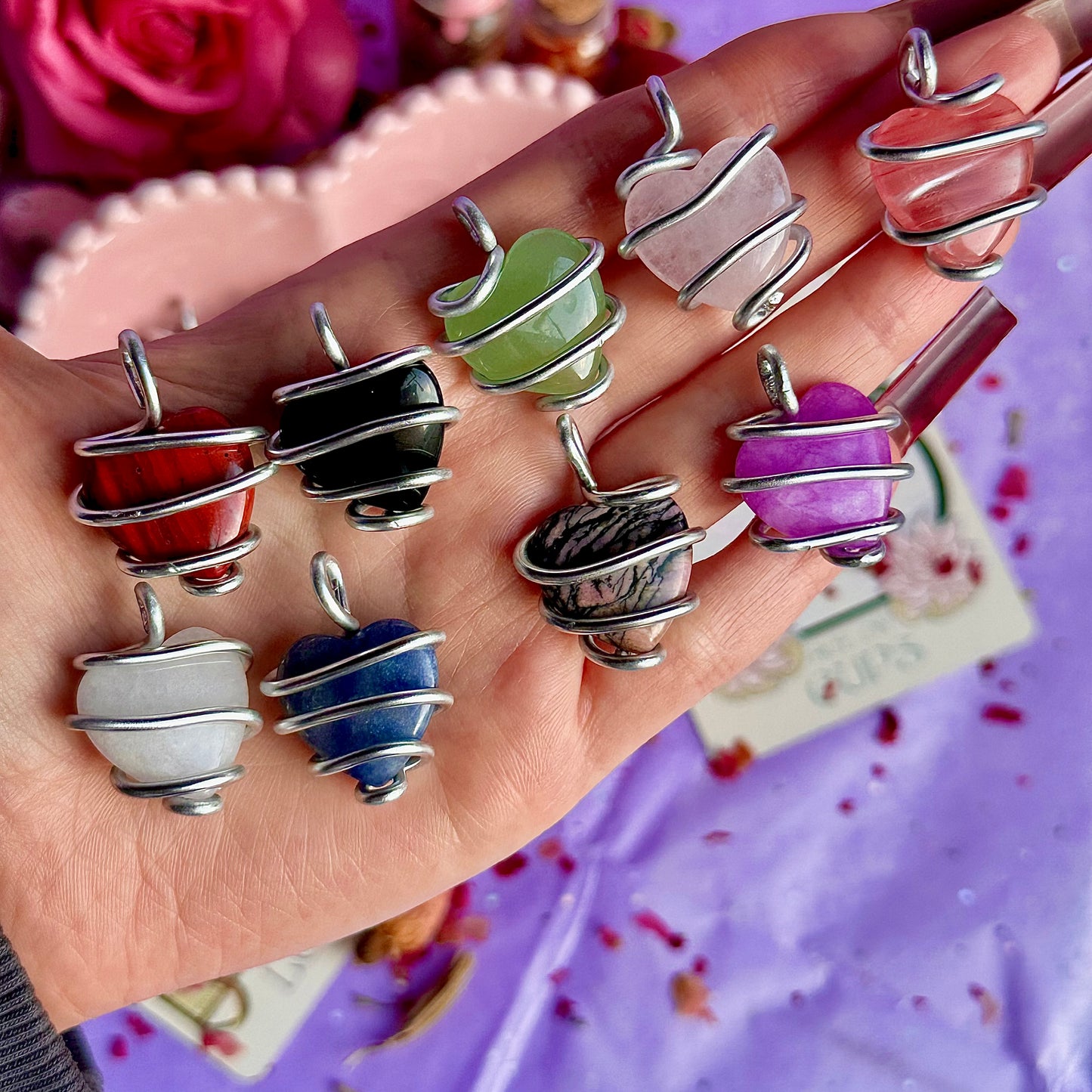 pendentifs cœurs entrelacés ~ enveloppés dans du fil d'aluminium par mes soins