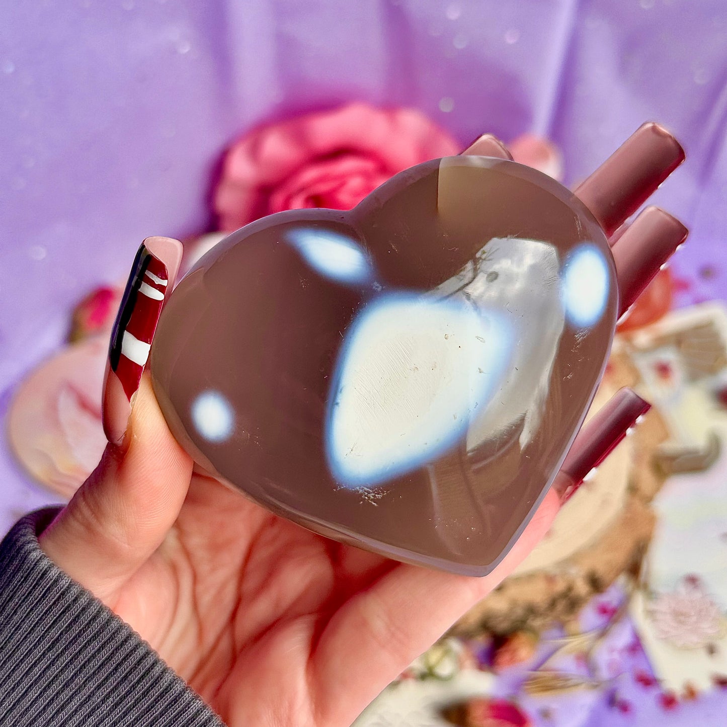 orca agate heart carving A