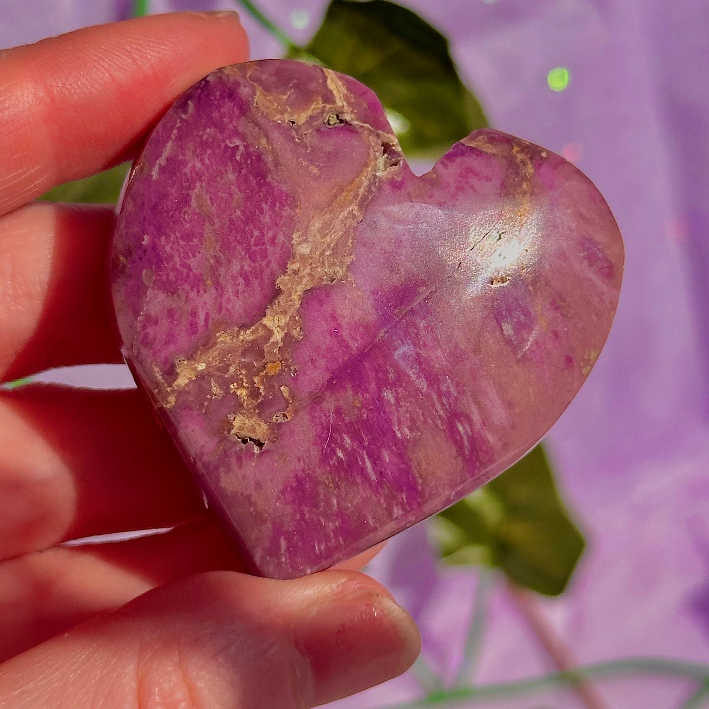 phosphosiderite heart carvings ~ intuitively chosen