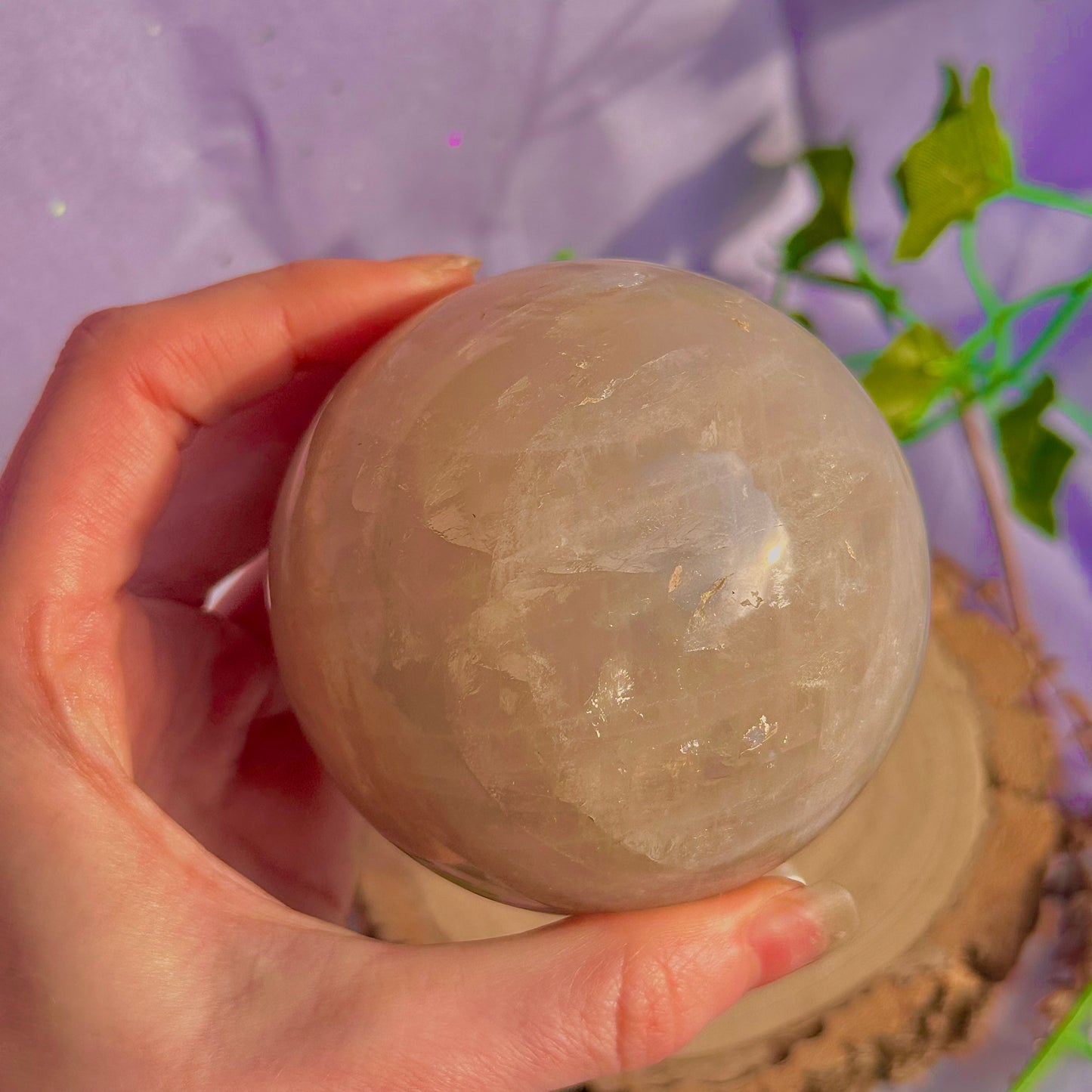 sphère de quartz rose bleu ~ 626g