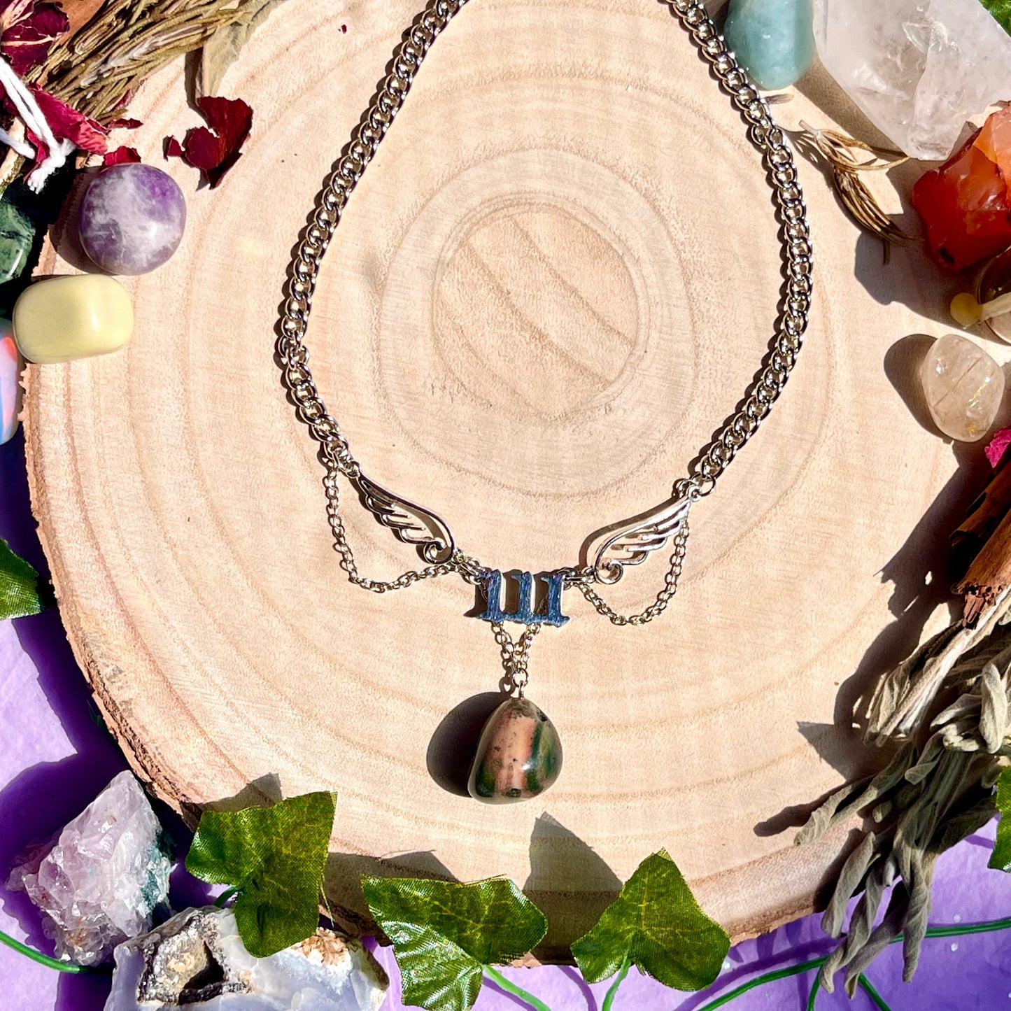 alignment necklace