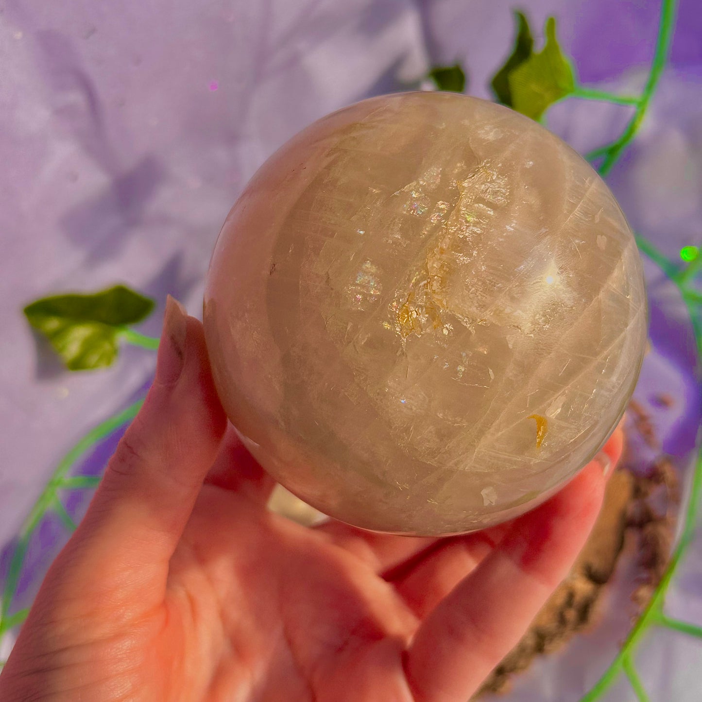sphère de quartz rose bleu ~ 626g