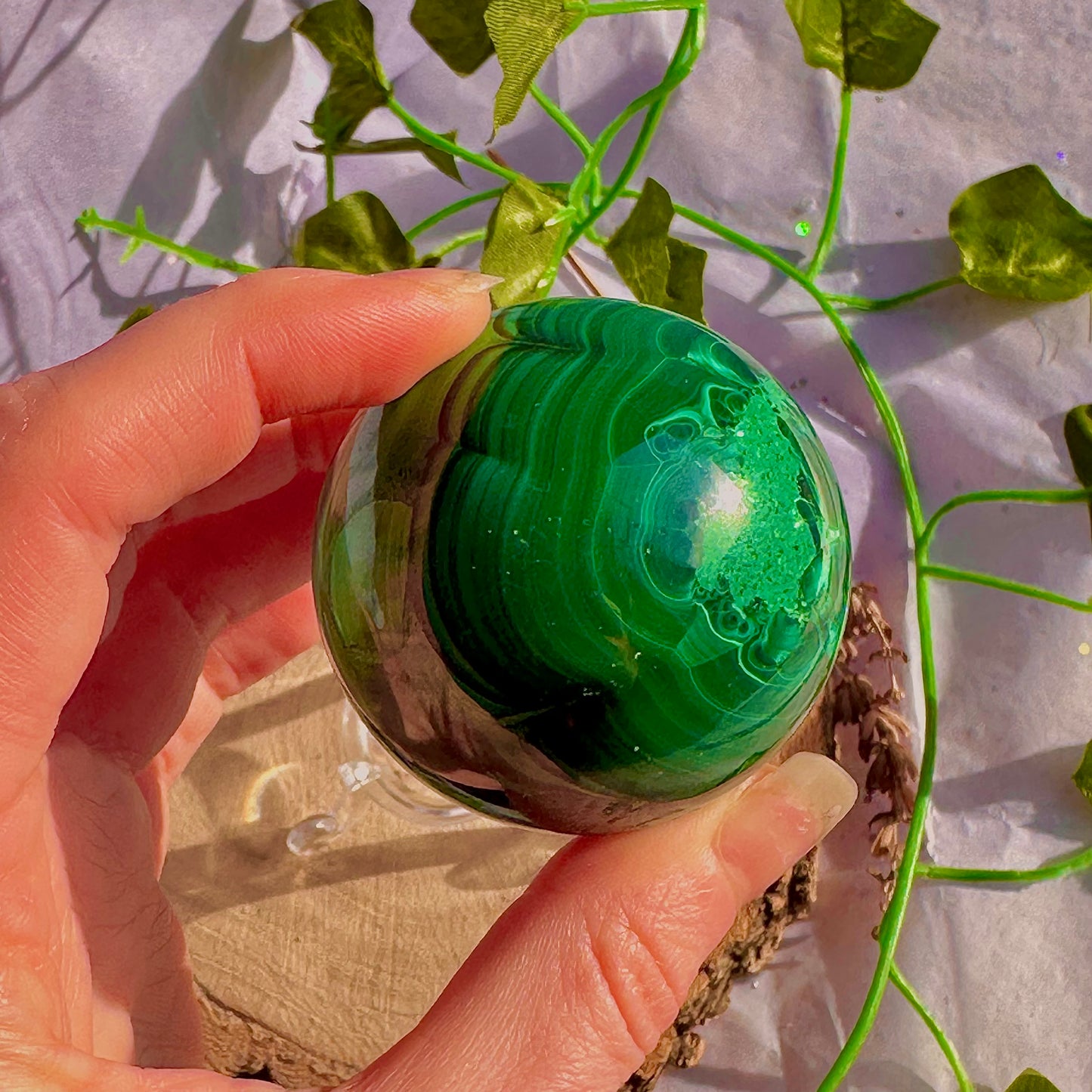malachite sphere ~ 228g