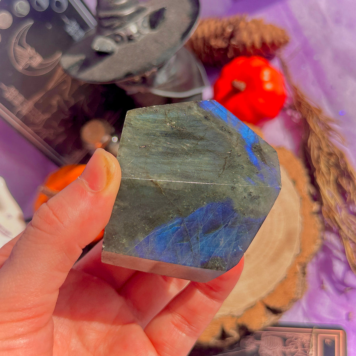 labradorite freeform medium