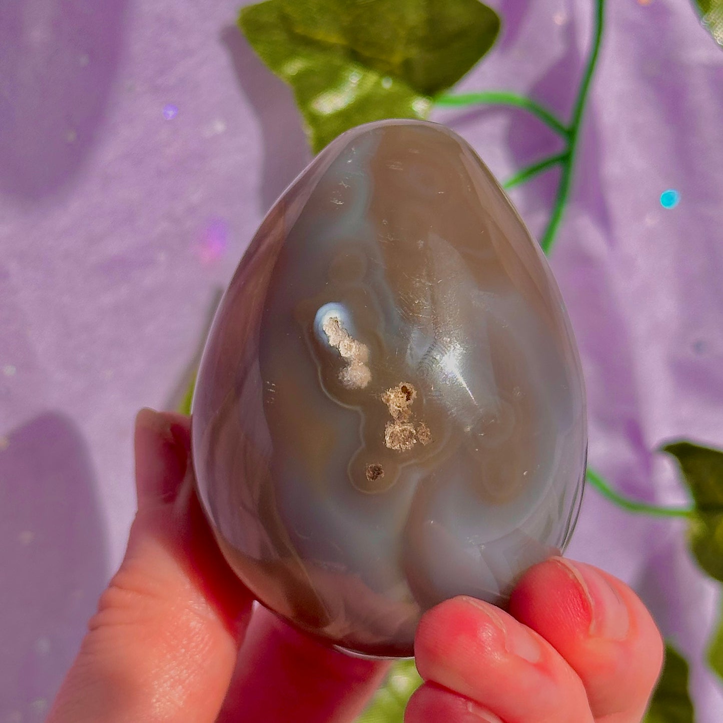 orca agate egg carving