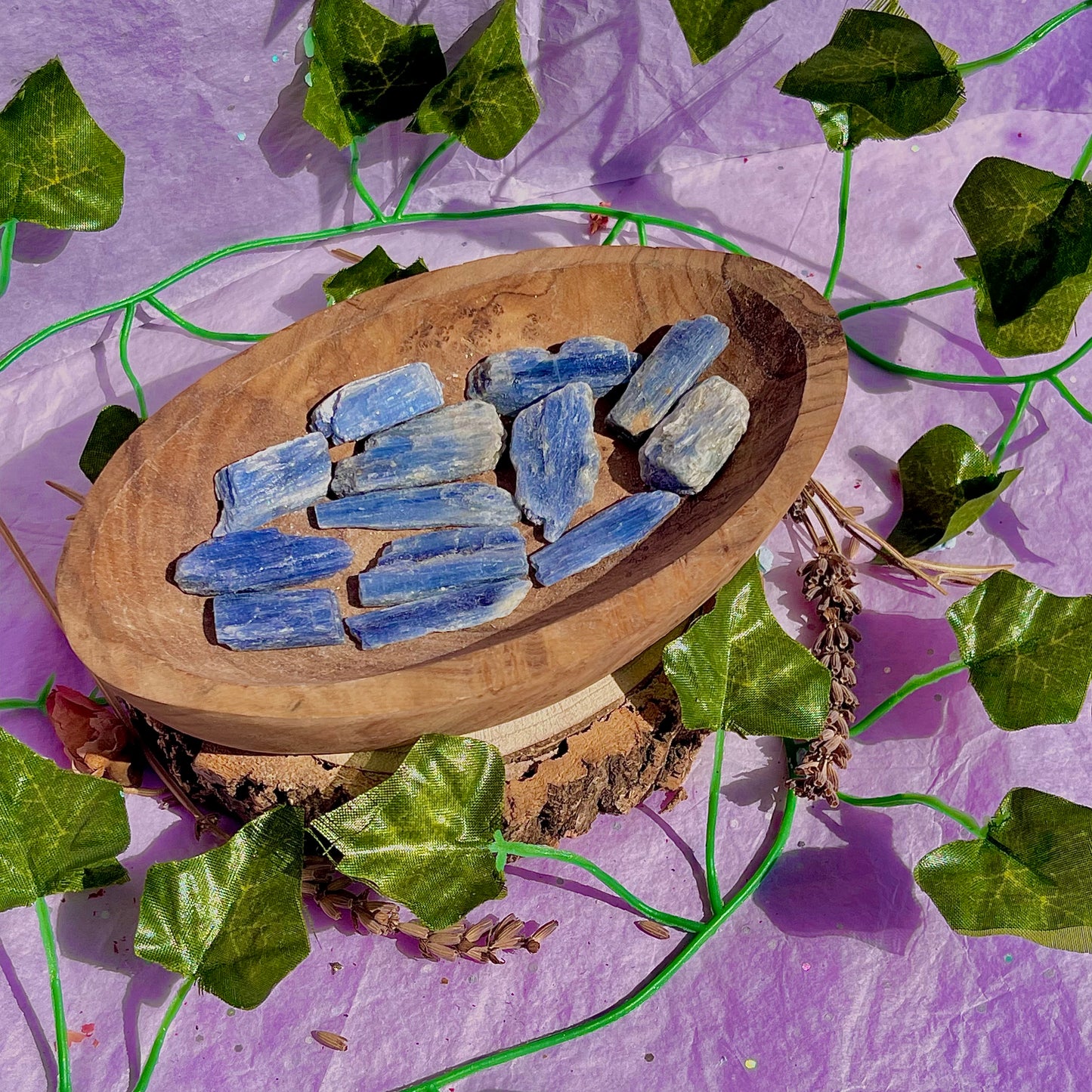 raw/rough blue kyanite blades