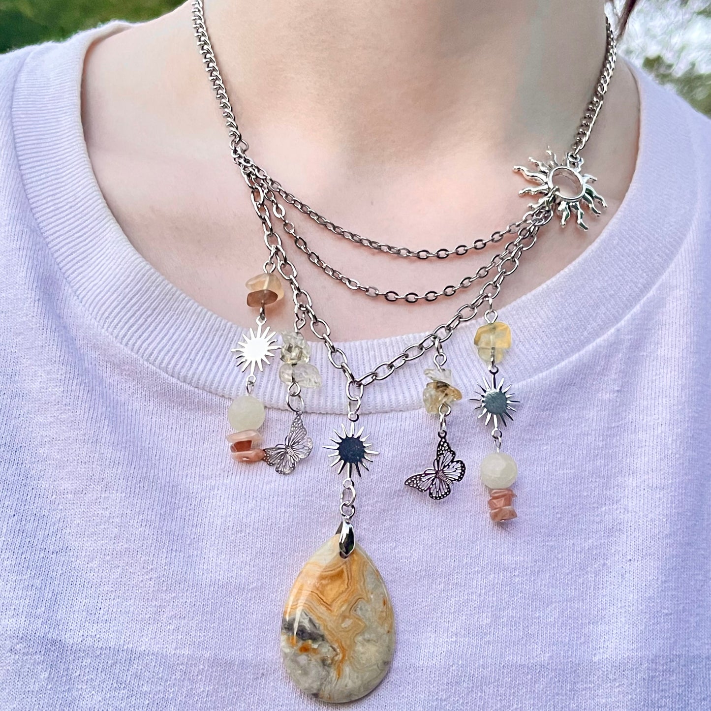 shining rays necklace