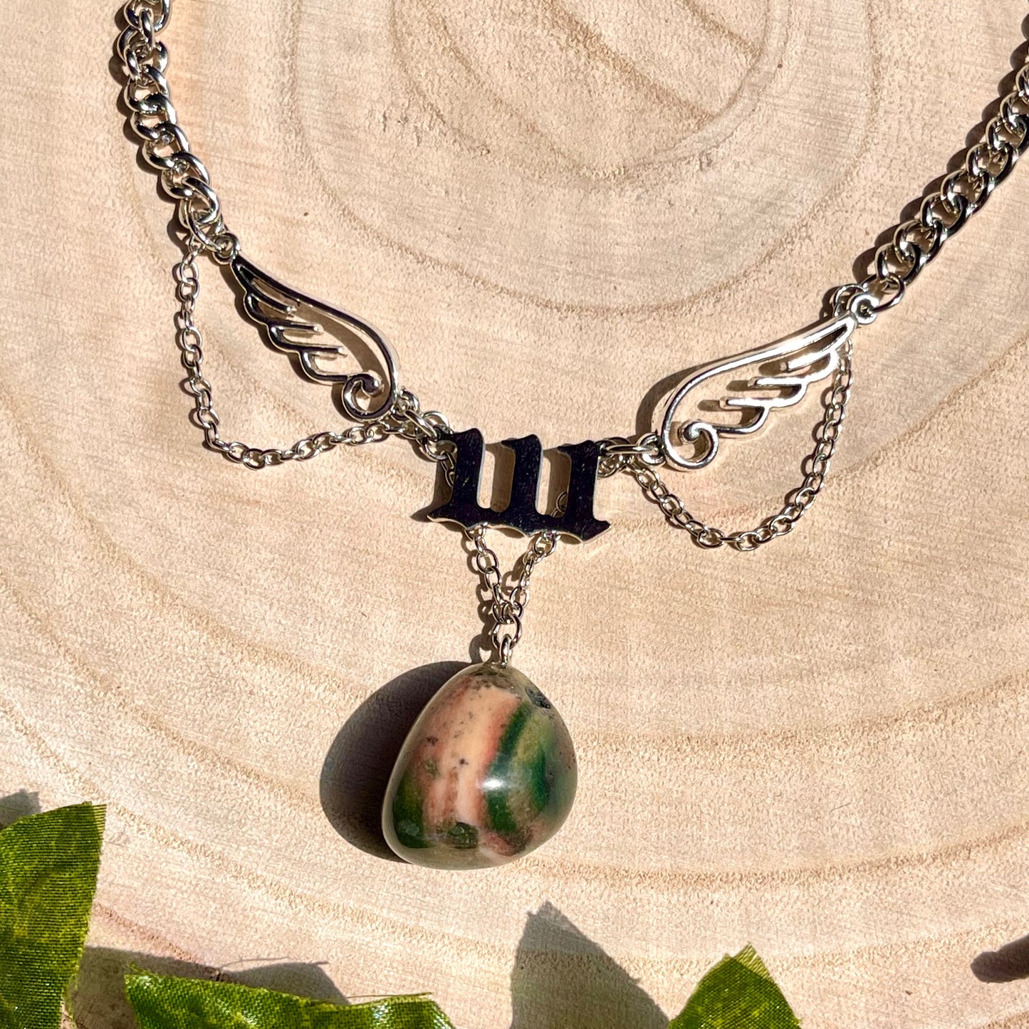 alignment necklace