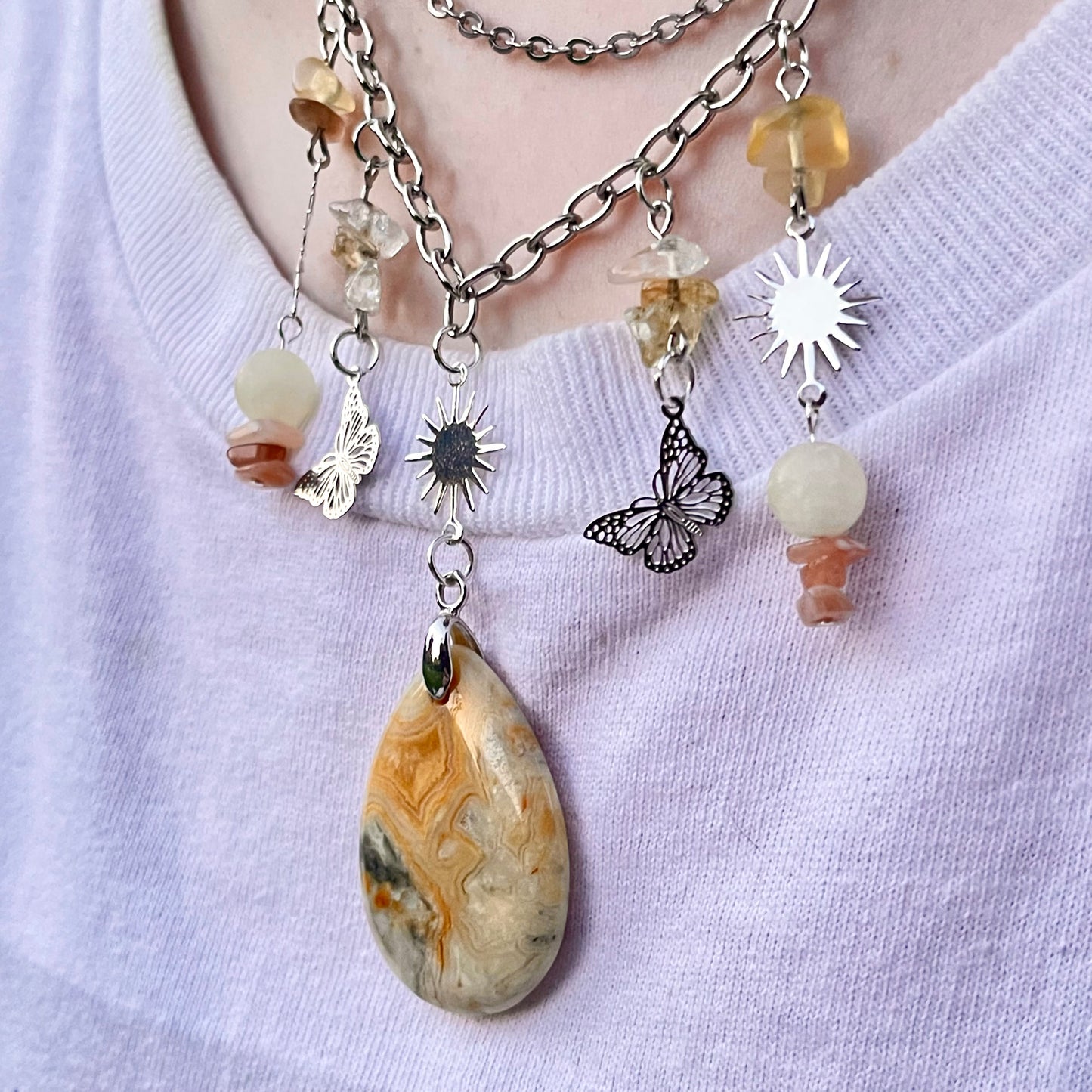 shining rays necklace