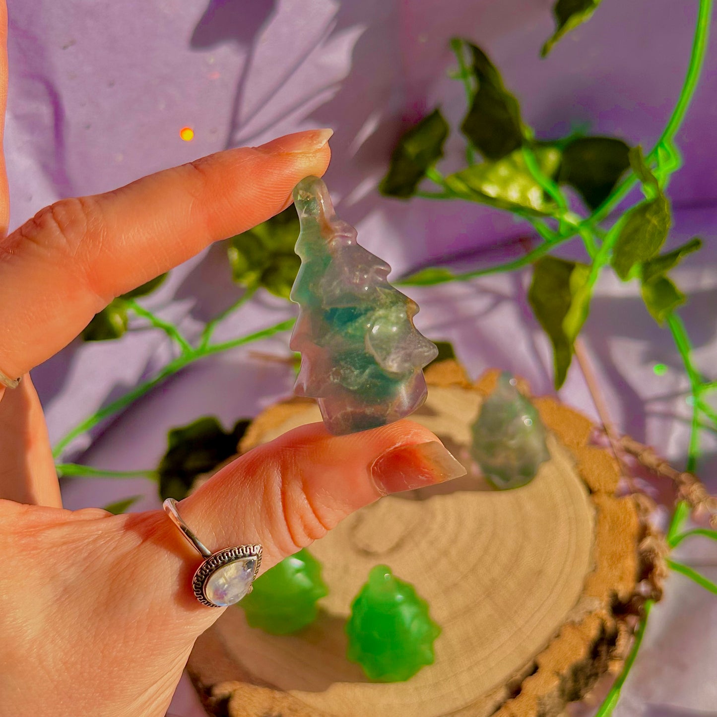 Sculptures de sapins de Noël, aventurine verte et fluorite arc-en-ciel ~ choisissez la vôtre