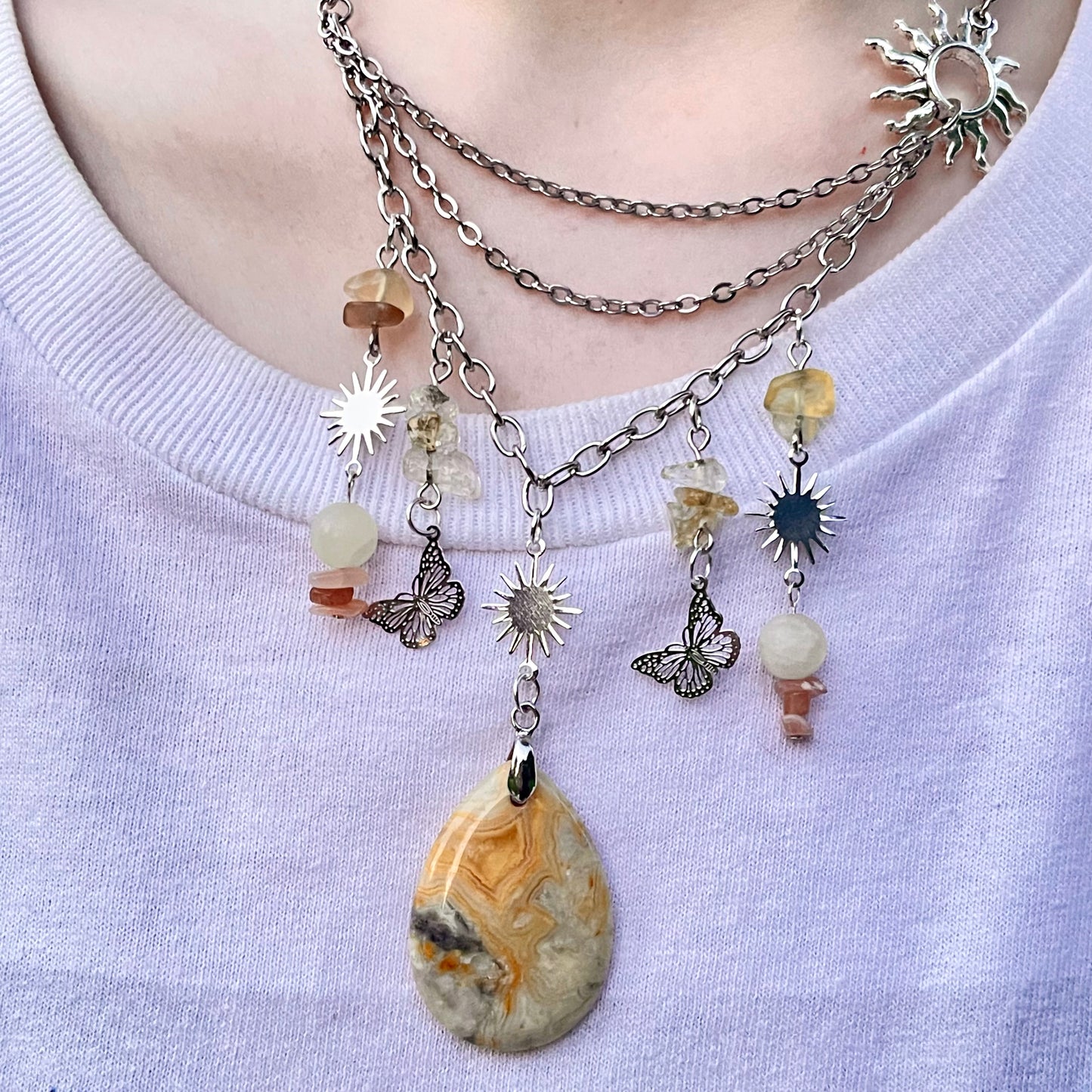 shining rays necklace