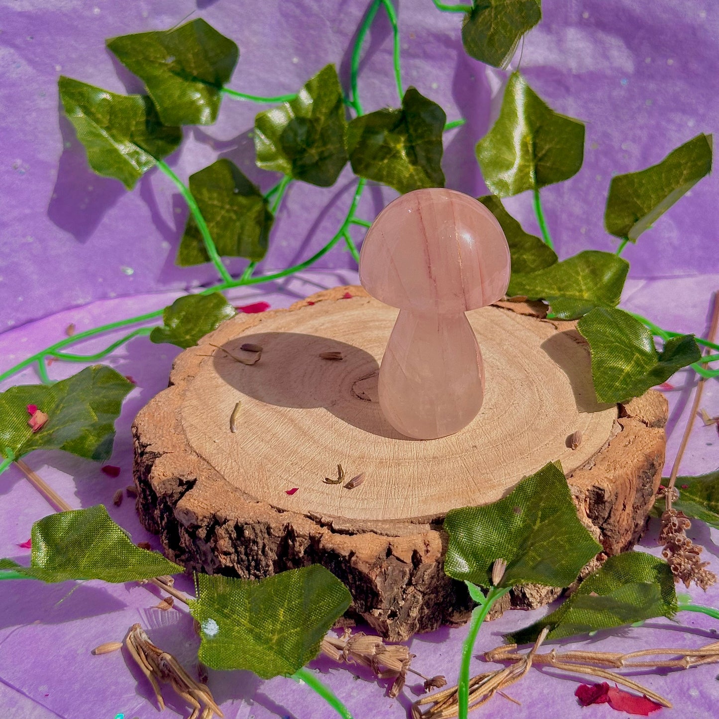 hematoid quartz mushroom carving