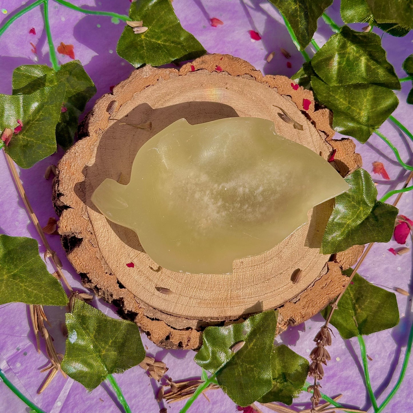 banded calcite / onyx leaf bowl carving