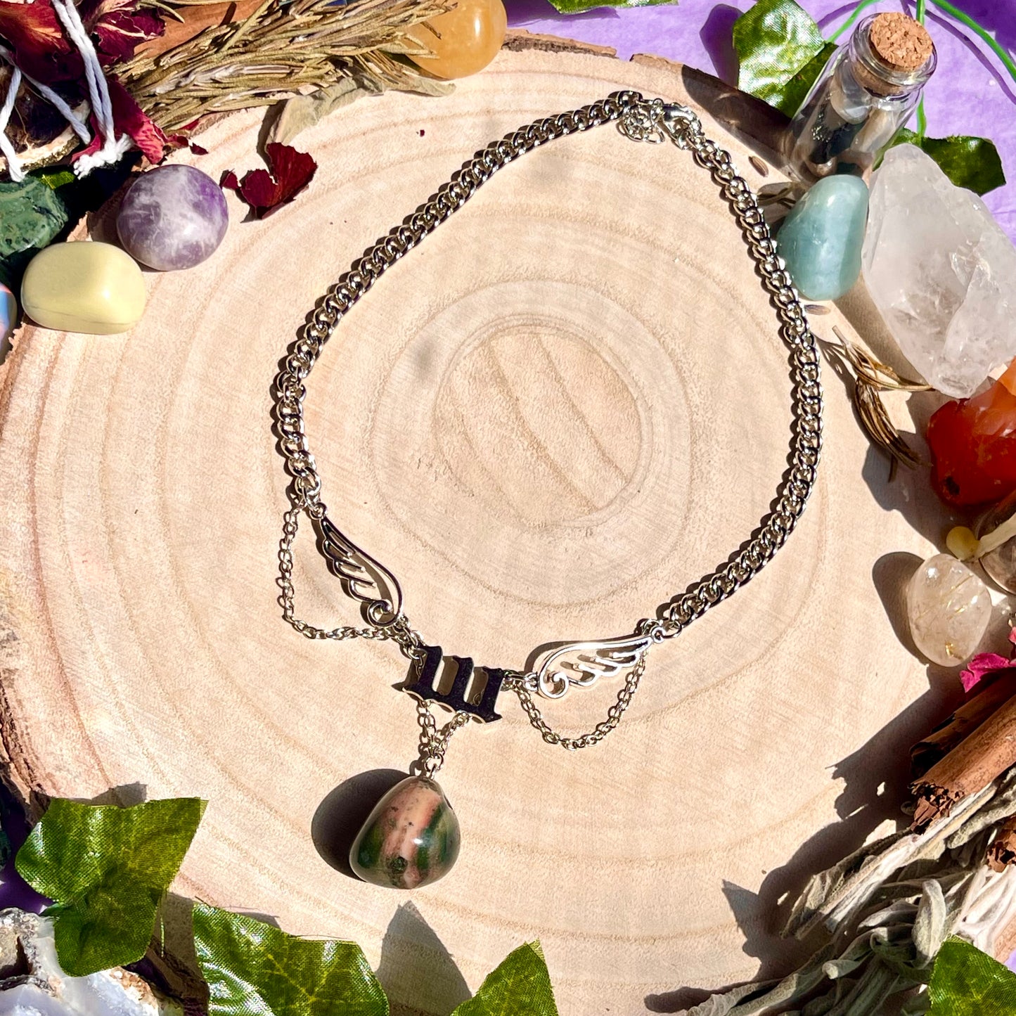 alignment necklace